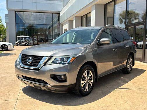 2019 Nissan Pathfinder SL