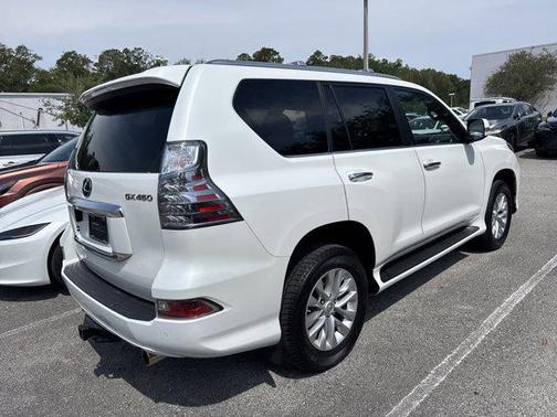 Starfire Pearl 2022 Lexus GX 460 Premium