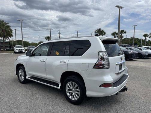 Starfire Pearl 2022 Lexus GX 460 Premium