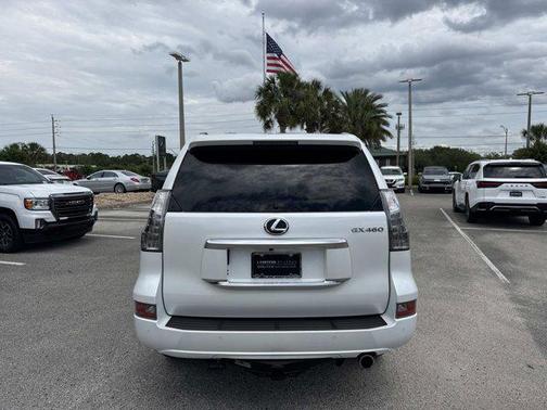 Starfire Pearl 2022 Lexus GX 460 Premium