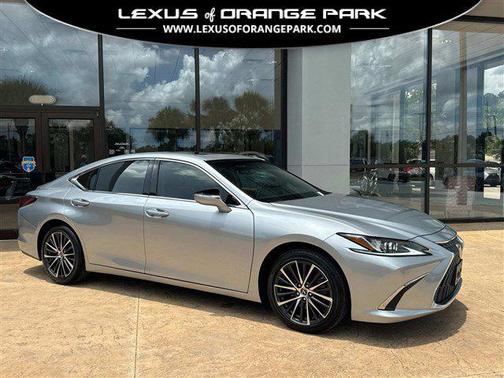 2022 Lexus ES 350 Base