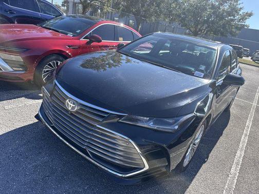 2019 Toyota Avalon Hybrid Limited