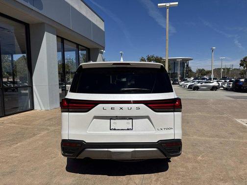 Eminent White Pearl 2026 Lexus LX 700h Luxury