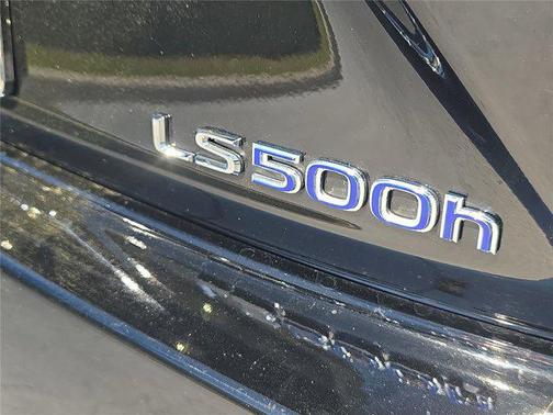 Obsidian 2018 Lexus LS 500h Base