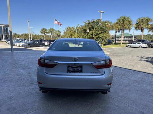 2016 Lexus ES 350 Base