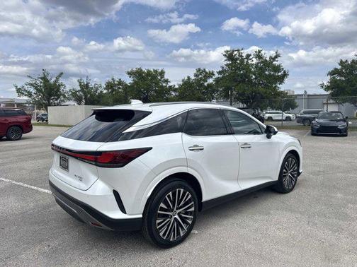 Pear 2026 Lexus RX 350 Premium