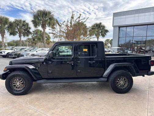 2022 Jeep Gladiator Altitude 4x4