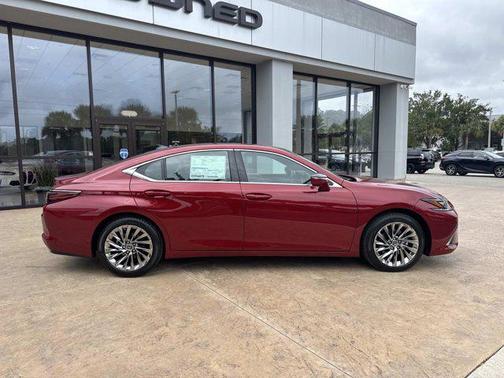 2025 Lexus ES 350 Ultra Luxury