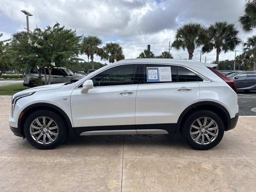 2020 Cadillac XT4 Premium Luxury
