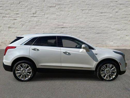 2018 Cadillac XT5 Premium Luxury