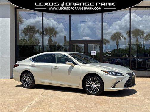 Moonbeam Beige Met 2025 Lexus ES 300h Base