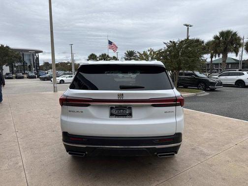 2025 Buick Enclave Preferred FWD