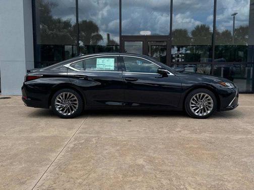 2025 Lexus ES 350 Ultra Luxury