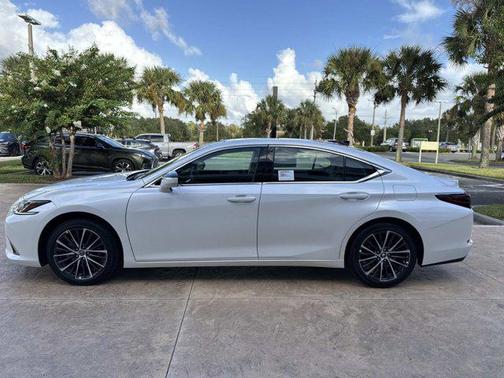 2025 Lexus ES 350 Base