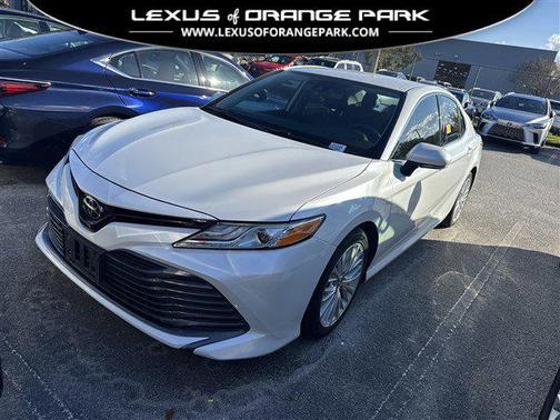 2020 Toyota Camry XLE