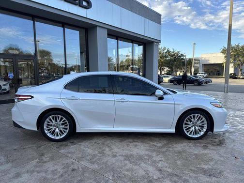 2020 Toyota Camry XLE