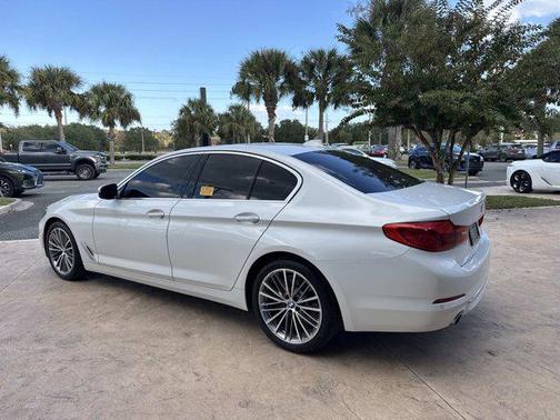 2019 BMW 530 i
