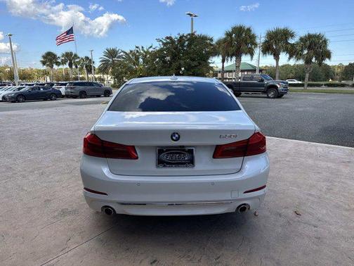 2019 BMW 530 i