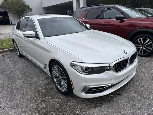 2019 BMW 530 i