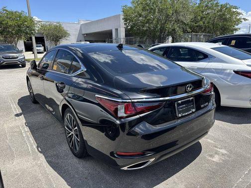 Caviar 2022 Lexus ES 350 Base