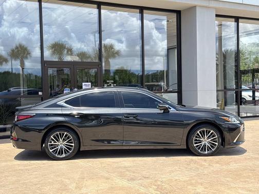 Caviar 2022 Lexus ES 350 Base
