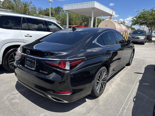 Caviar 2022 Lexus ES 350 Base