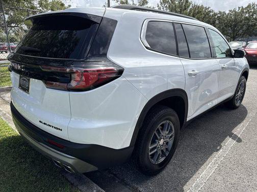 2025 GMC Acadia FWD Elevation
