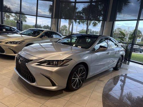 2025 Lexus ES 350 Base