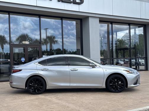 Iridium 2023 Lexus ES 350 F Sport
