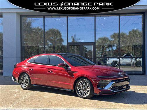 2025 Hyundai SONATA Hybrid Limited