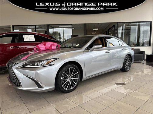 2022 Lexus ES 350 Base