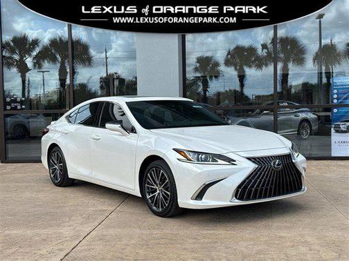 Eminent White Pearl 2023 Lexus ES 300h Base