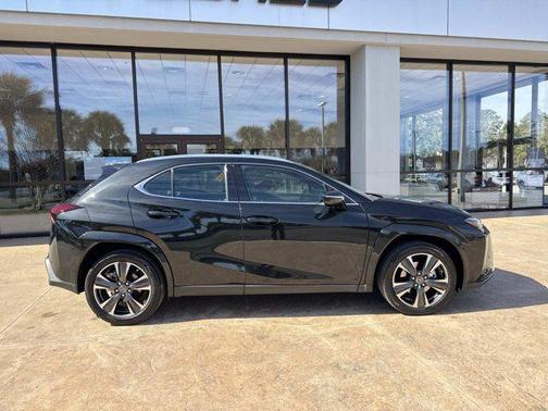 2023 Lexus UX 250h Base