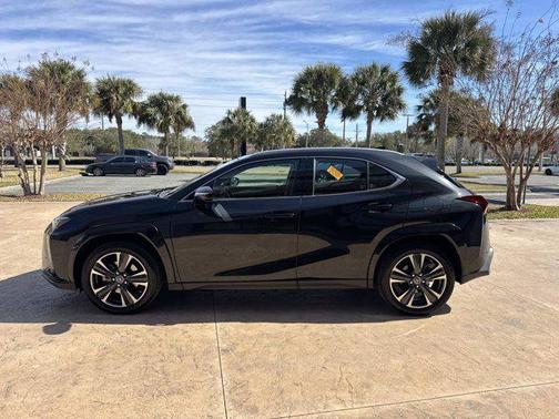 2023 Lexus UX 250h Base