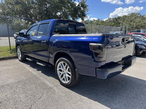 2024 Nissan Titan SV