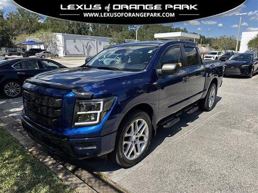 2024 Nissan Titan SV