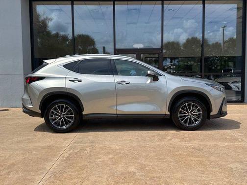 2025 Lexus NX 250 Premium