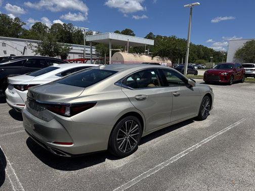 Beige / Tan 2025 Lexus ES 350 Base