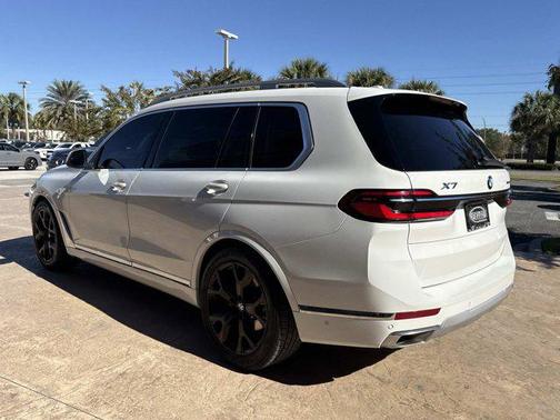 2023 BMW X7 xDrive40i