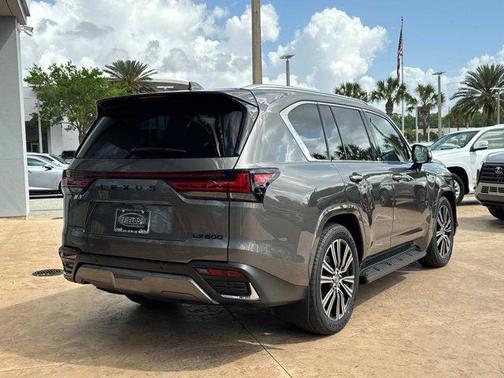 2025 Lexus LX 600 Luxury