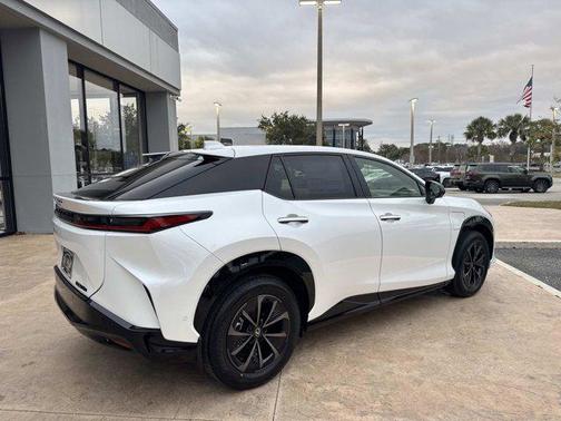 2026 Lexus RZ 350e Premium