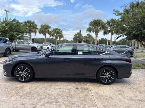 2025 Lexus ES 350 Base