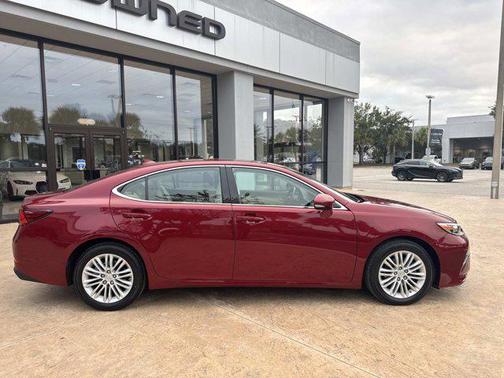 2017 Lexus ES 350 Base