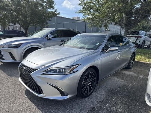 Iridium 2024 Lexus ES 350 Base