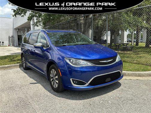 2020 Chrysler Pacifica Hybrid Limited