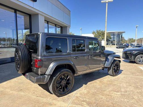 2025 Jeep Wrangler 4xe Sahara