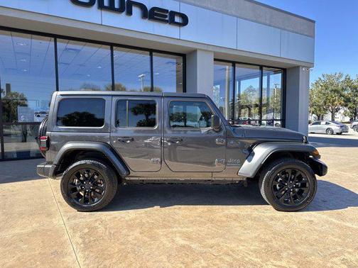 2025 Jeep Wrangler 4xe Sahara