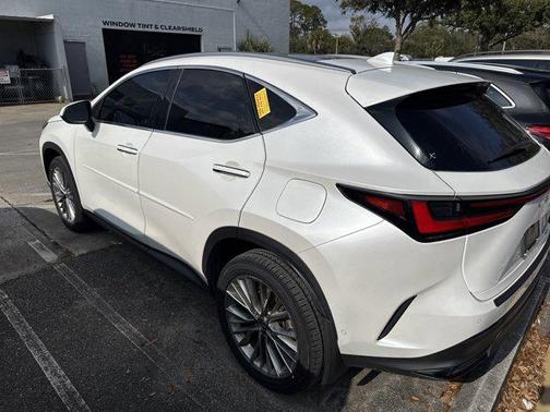 2022 Lexus NX 350h Luxury