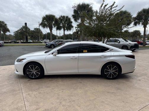 2023 Lexus ES 350 Base