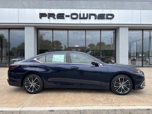 2025 Lexus ES 350 Base